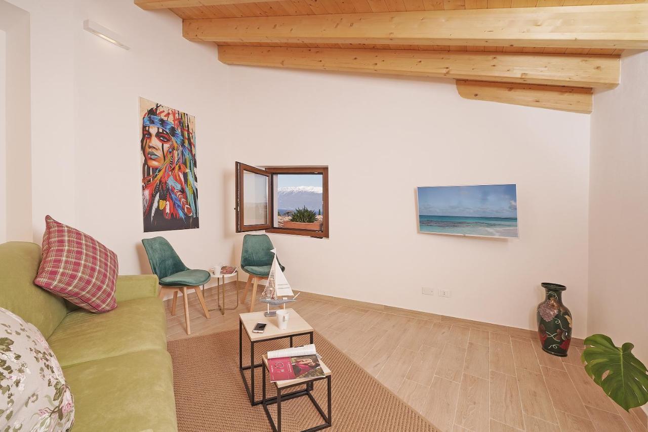 סן פליס דל בנאקו Apartments Villa Bougainville מראה חיצוני תמונה