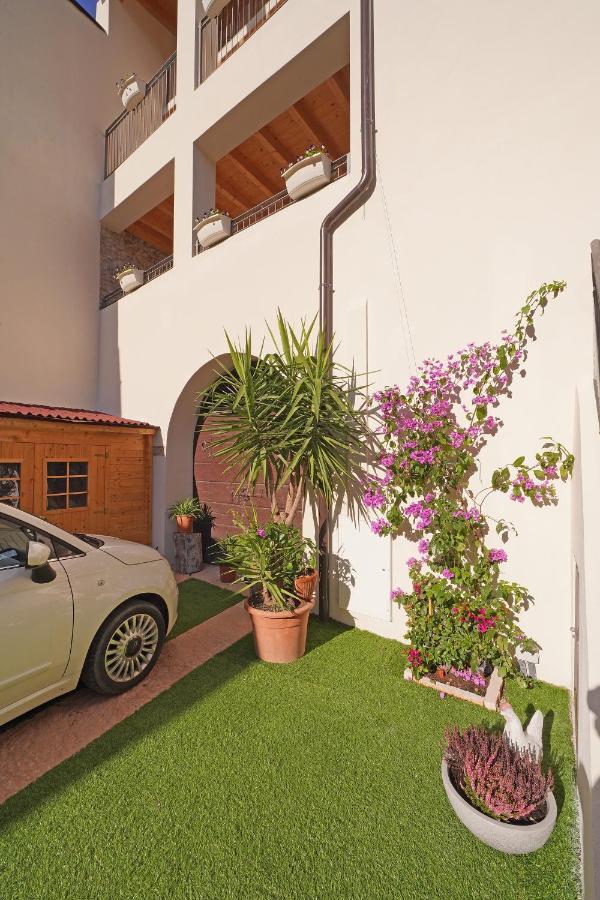 סן פליס דל בנאקו Apartments Villa Bougainville מראה חיצוני תמונה