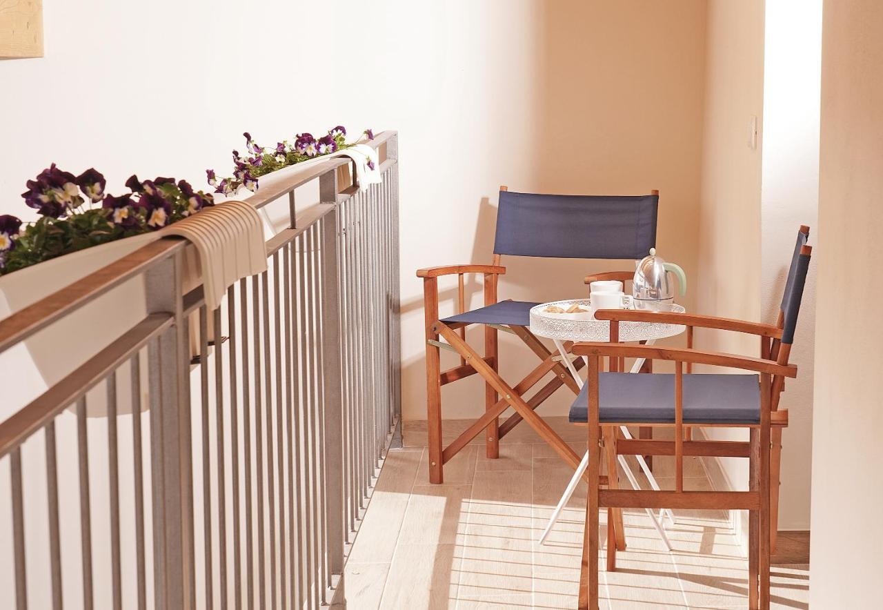 סן פליס דל בנאקו Apartments Villa Bougainville מראה חיצוני תמונה