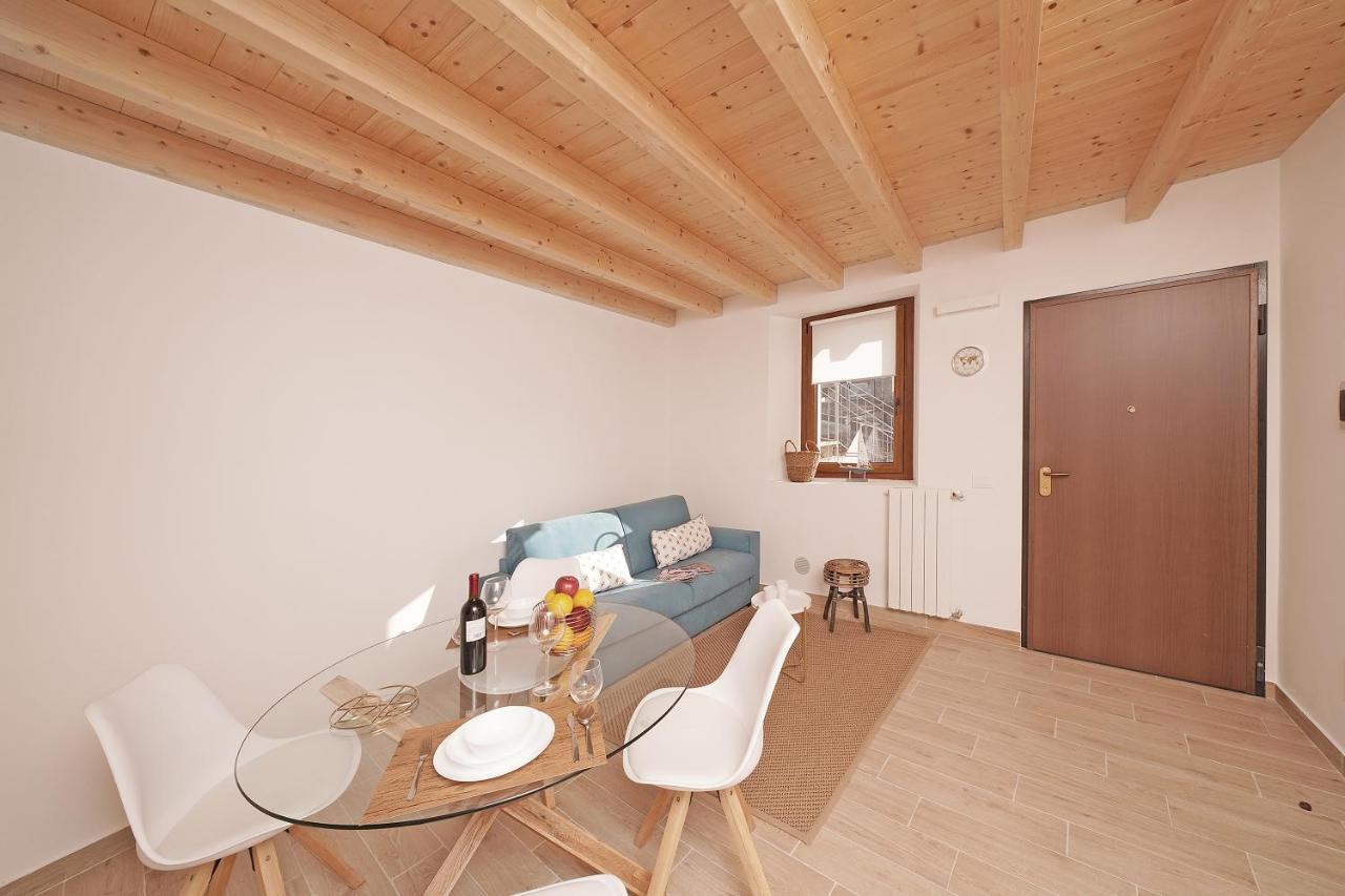 סן פליס דל בנאקו Apartments Villa Bougainville מראה חיצוני תמונה